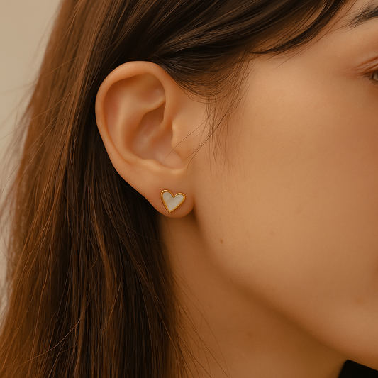 Heart studs earring