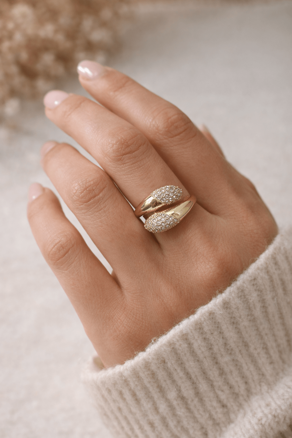 Circular Hug Ring - CharmsCrafted