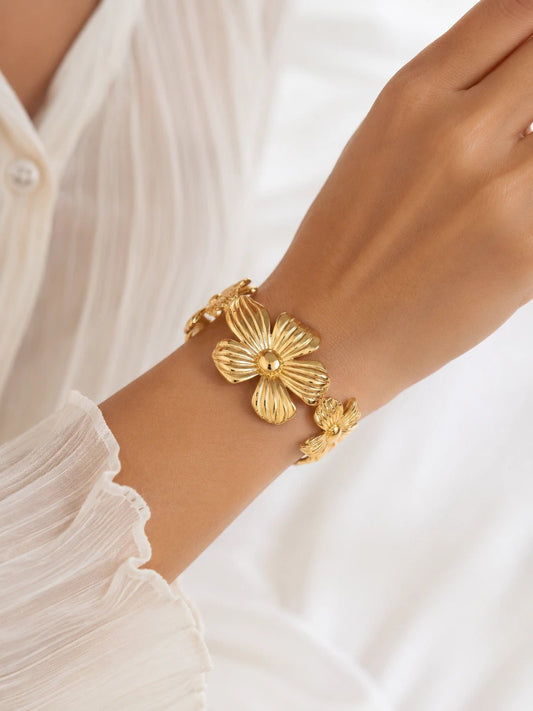 Woman wearing Flower Bracelet - CharmsCrafted