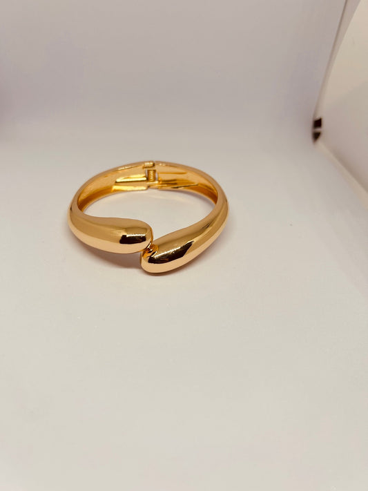 Golden Teardrop Cuff Bracelet - CharmsCrafted