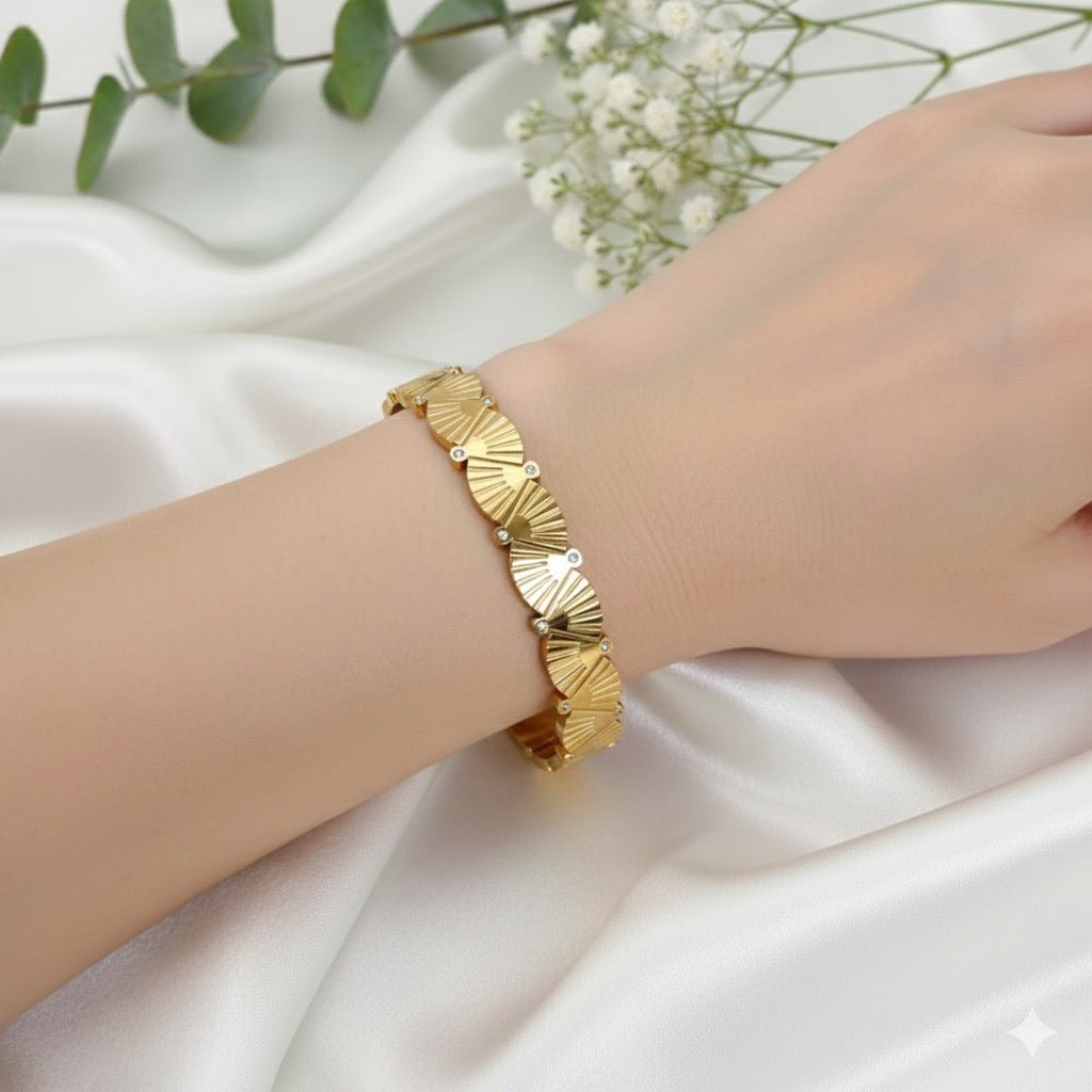 Sunray Grace Bracelet - CharmsCrafted