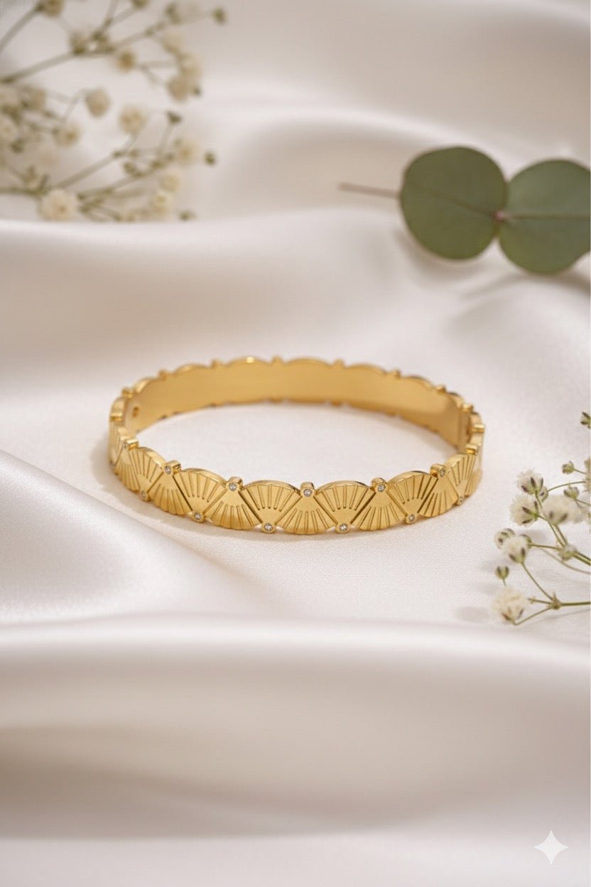 Sunray Grace Bracelet - CharmsCrafted